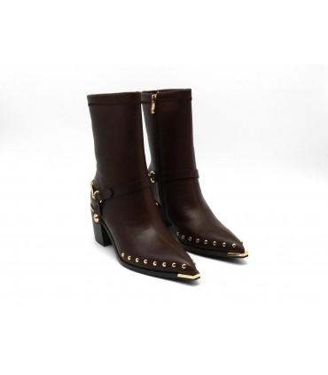 Botin Campero Tachas de AZAREY