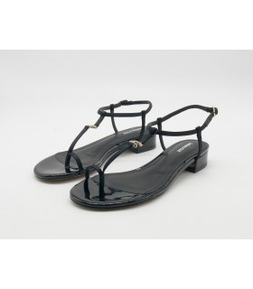 Sandalia JUNE FLAT de LOLA CRUZ