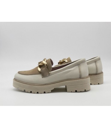 Mocasin de mujer con Eslabon dorado de AC QUATTRO
