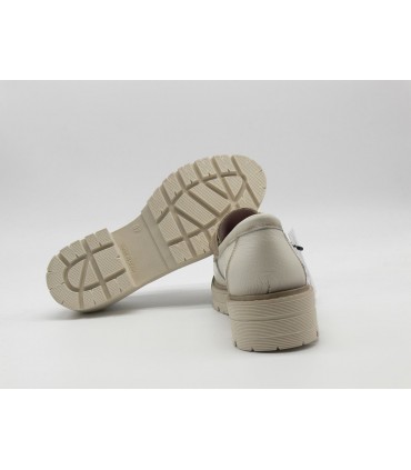 Mocasin de mujer con Eslabon dorado de AC QUATTRO